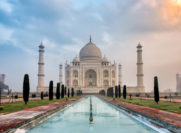 Taj Mahal Sunrise Tour from Delhi