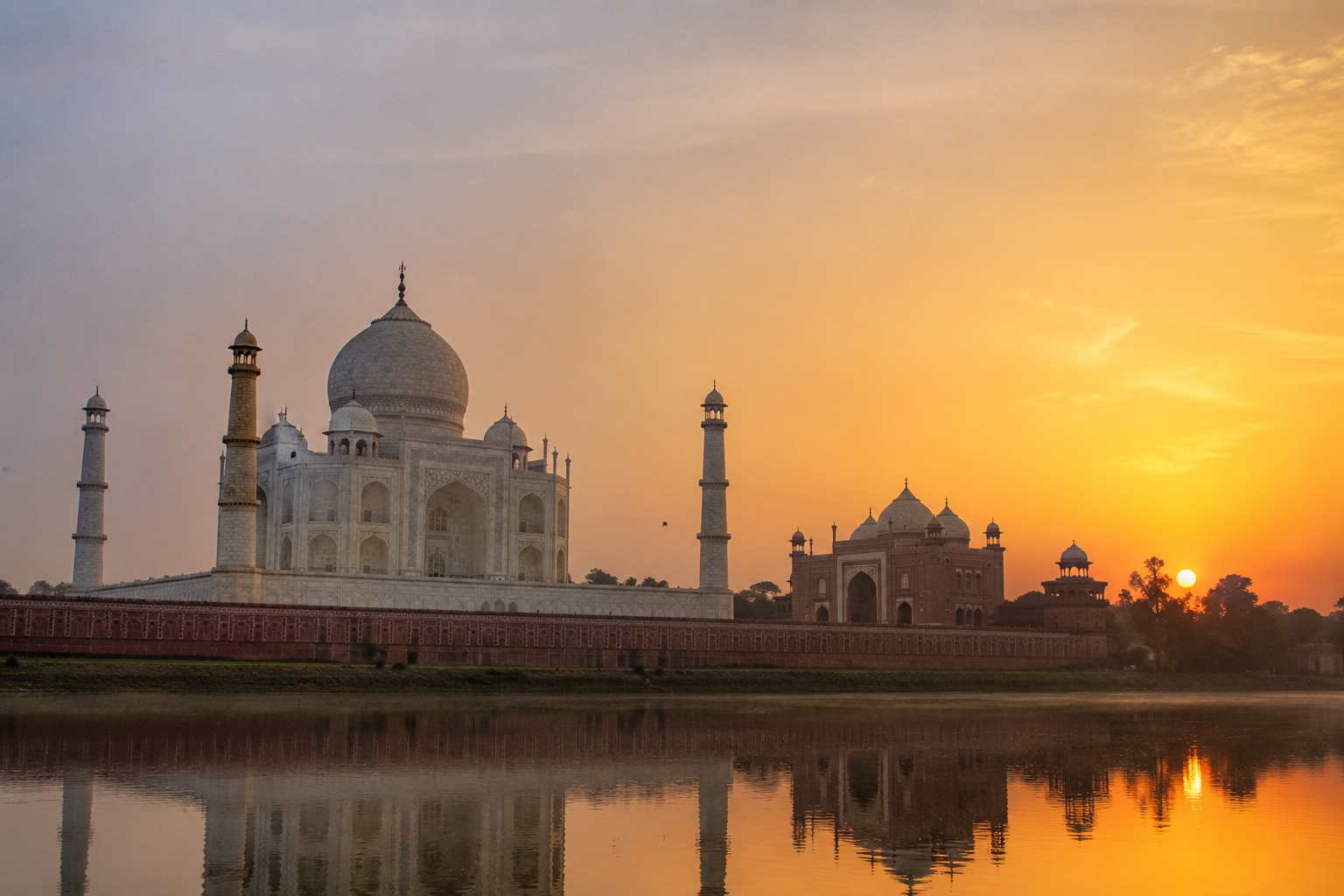 Taj Mahal Sunrise Tour from Delhi side image 1